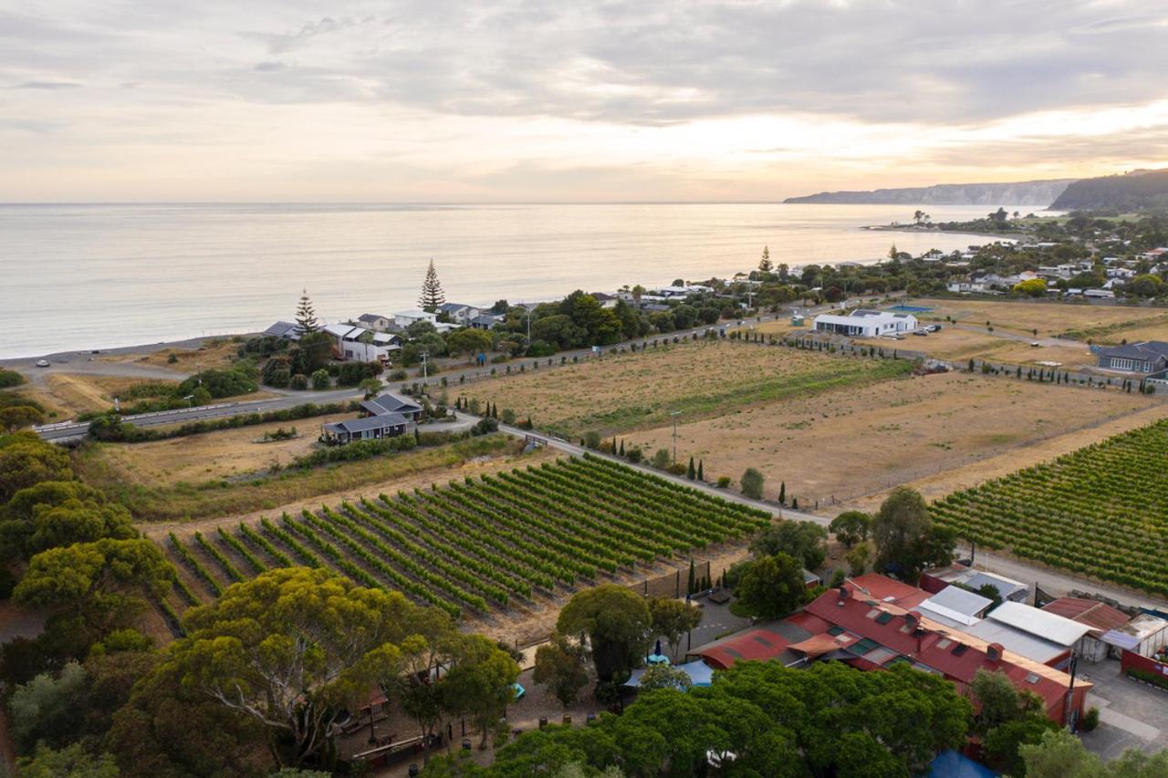Beach Front Wine Makers Cottage Te Awanga Exterior foto